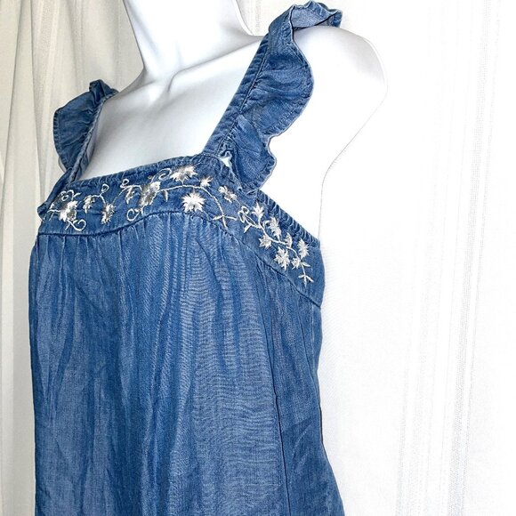 NWT Medium Francesca's Harper Heritage Embroidered Denim Boho Tank Top - Picture 6 of 8